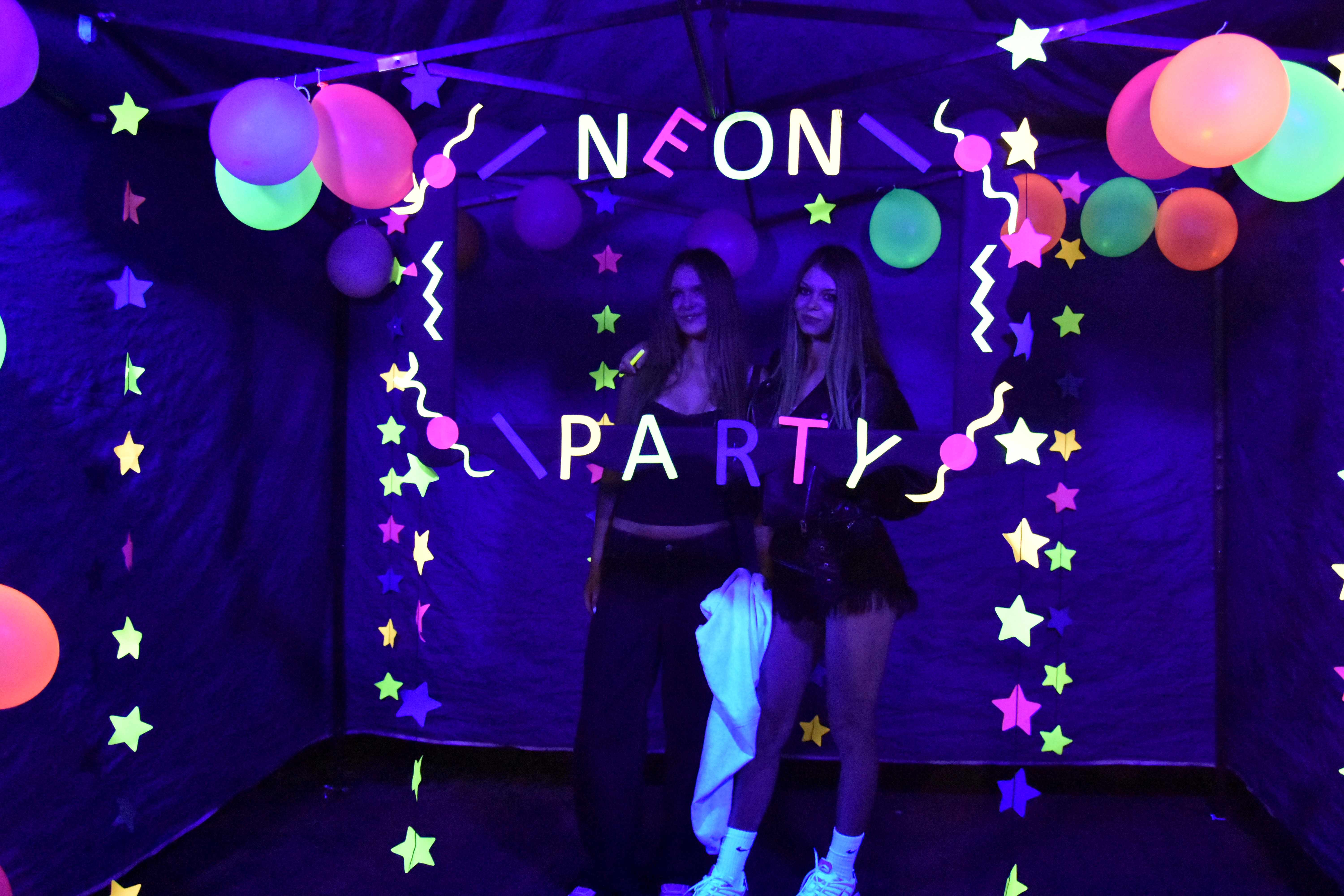 Neon Party 2025